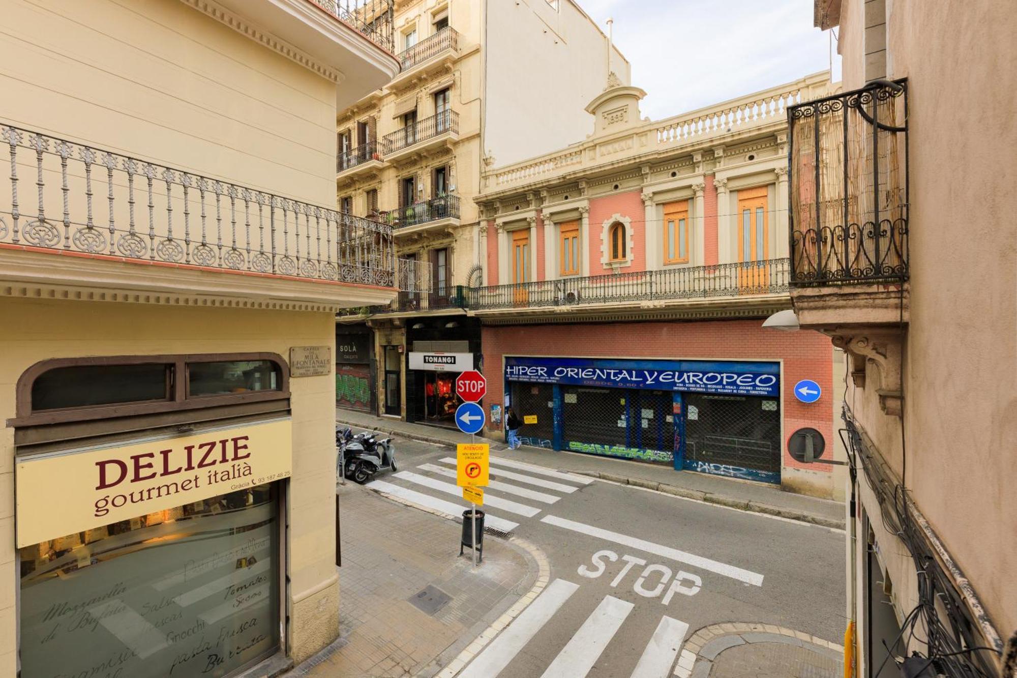 Housalia Gracia Barcelona Exterior foto